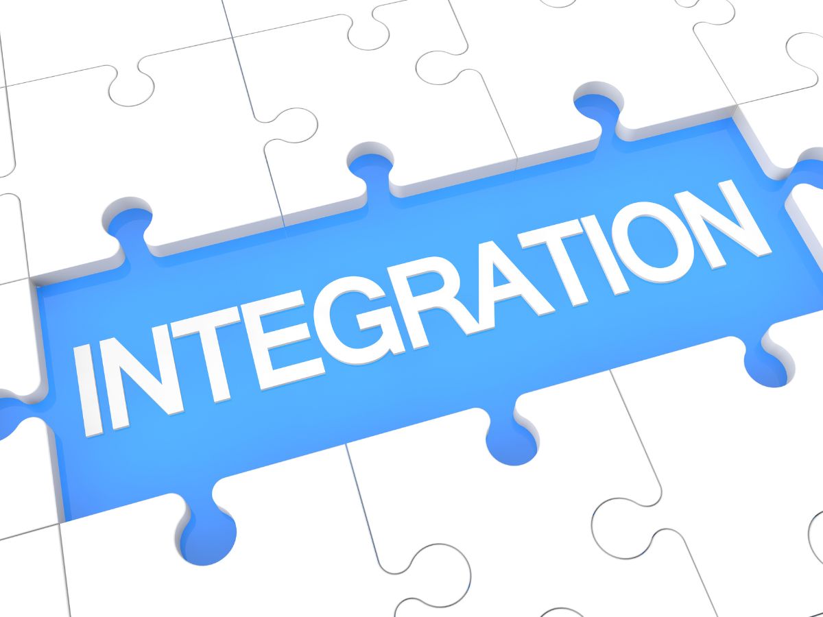 integration-service-titan